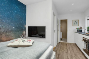 Central Studio Apartment Apt 102